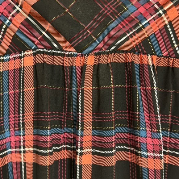 NWT Torrrid plaid top. Size 12 - Picture 3 of 9